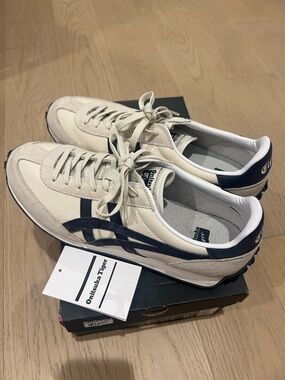 Onitsuka tigers EDR 78 (Women’s 11/Men’s 9.5)